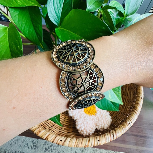 Rhinestone Detail Bracelet - Picture 2 of 5